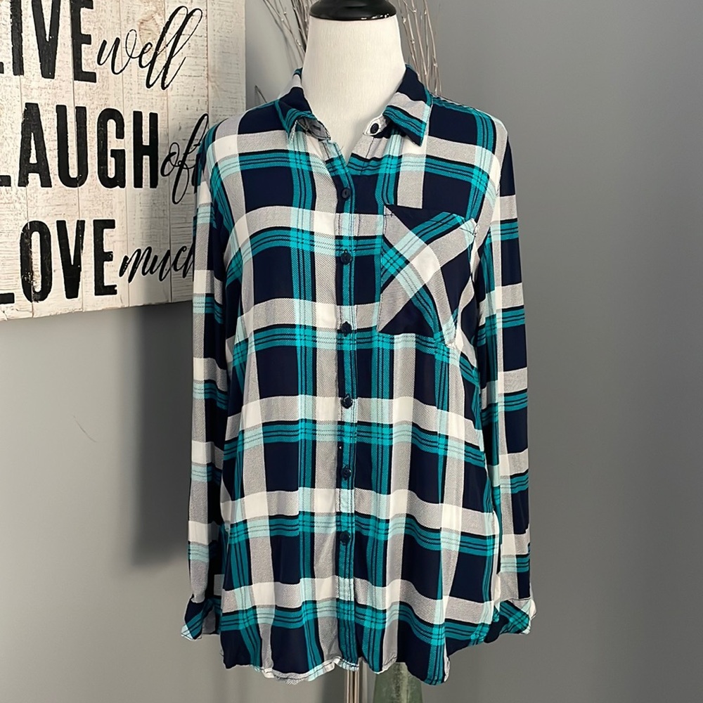 LE3NO navy and teal plaid shirt